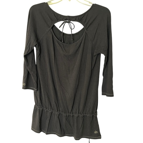 ALO Yoga Bamboo Blend Keyhole Open Back Top Tunic Drop Cinch Waist Size Medium - Picture 6 of 15